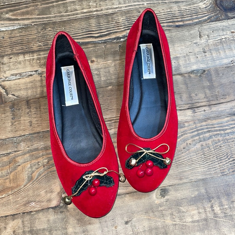 Vintage Christmas Shoes velvet 7.5 bells